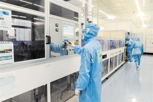 超高清“成都造”面板，智能大腦與綠色工廠的協(xié)同交響